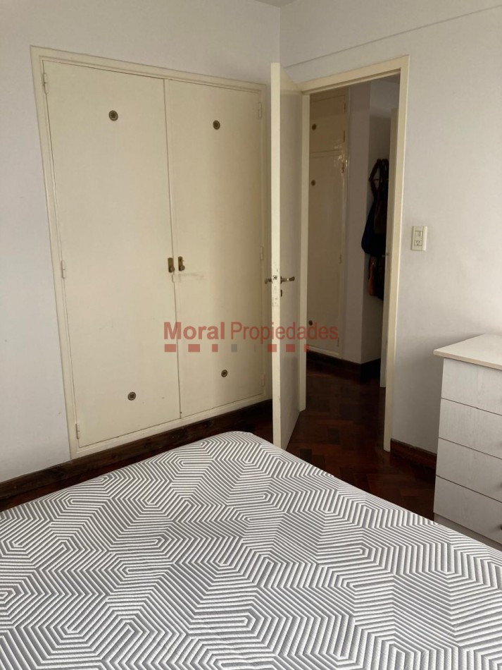 AMPLIO TRES AMBIENTES CON BALCON EN COLEGIALES
